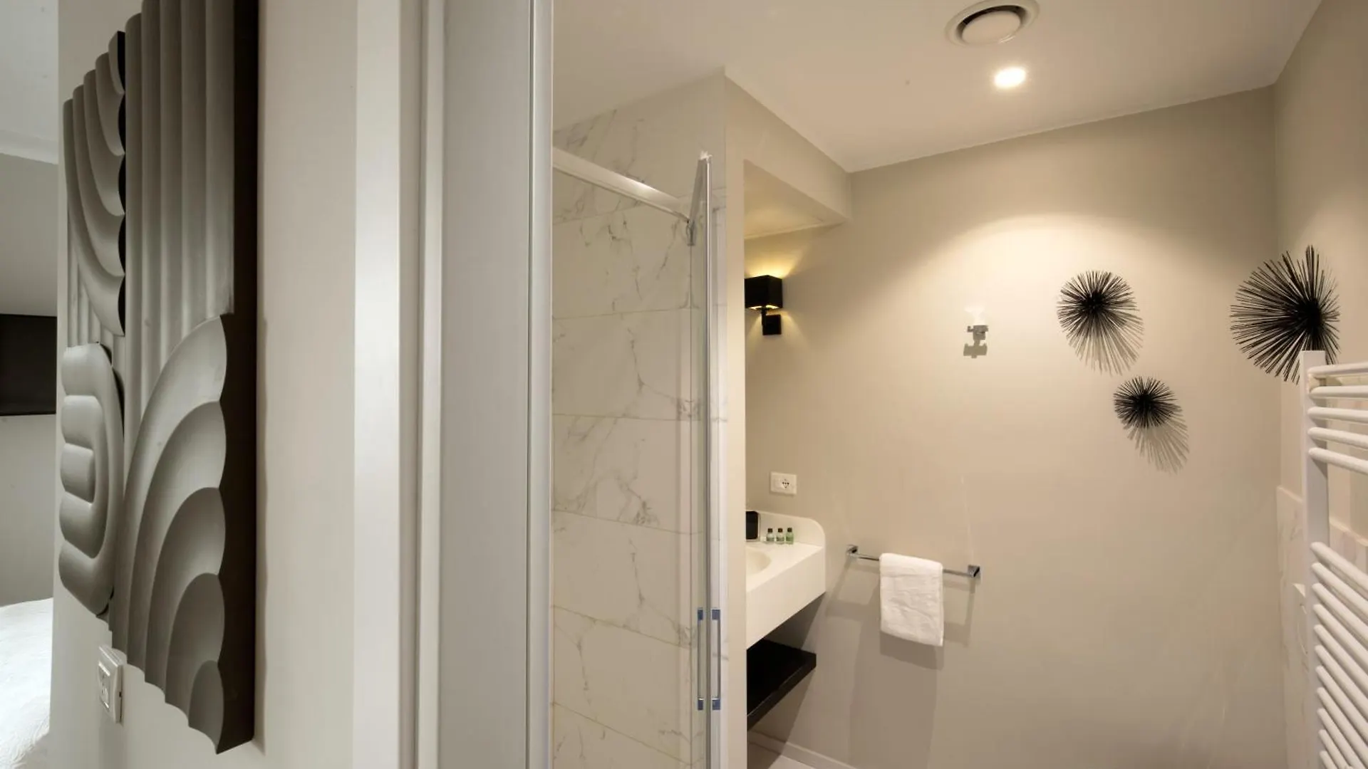 מילאנו Daplace - Corso Monforte Suites 0*,