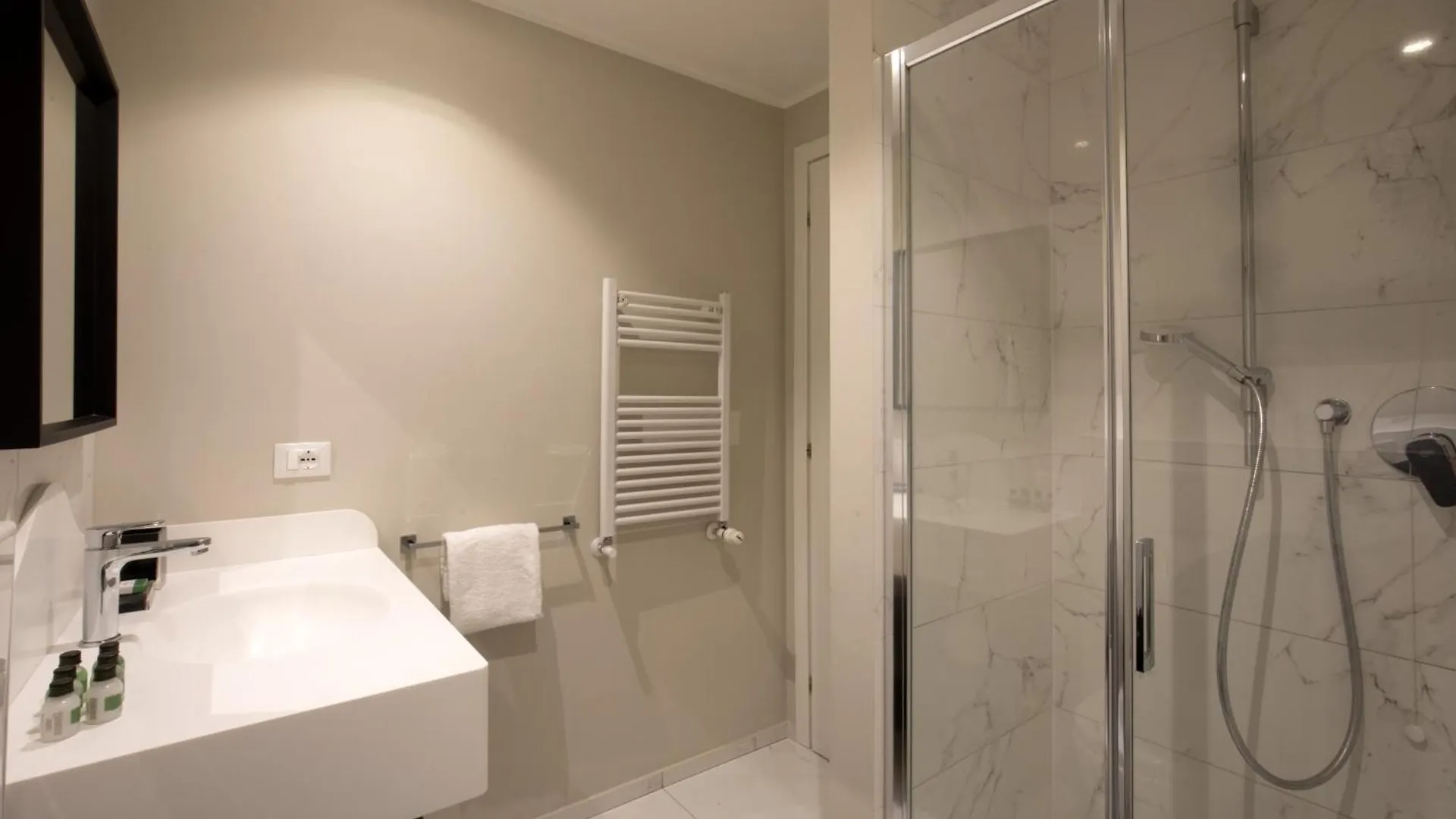 מילאנו Daplace - Corso Monforte Suites איטליה