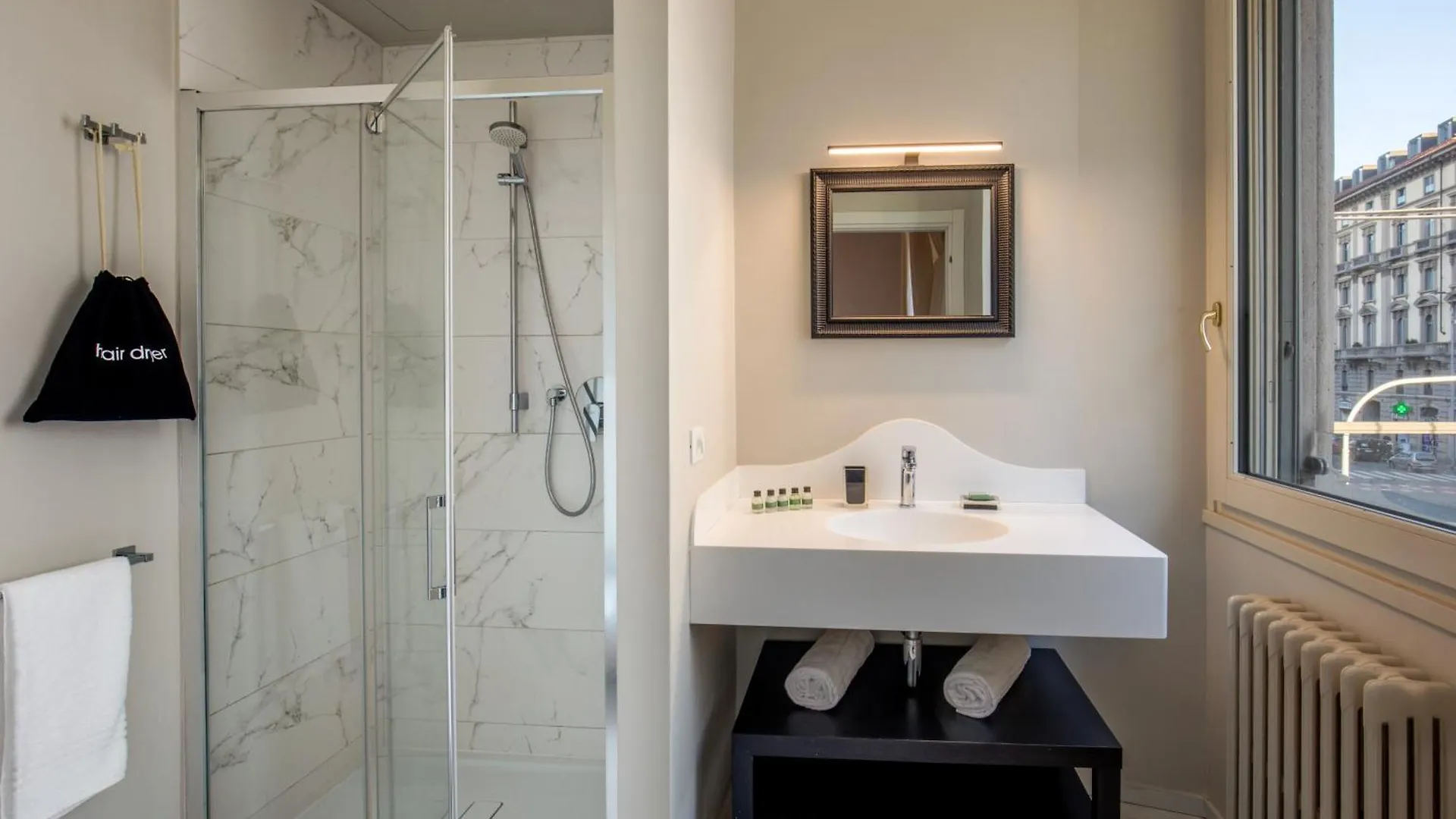 מילאנו Daplace - Corso Monforte Suites 0*,